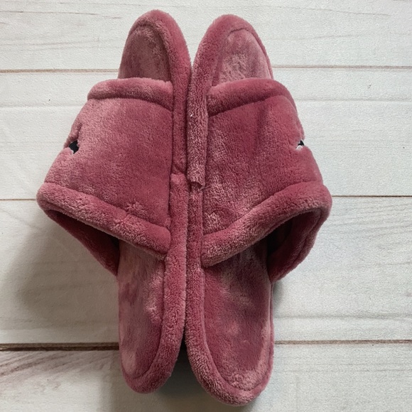 ❌SOLD❌PINK By Victoria’s Secret Slippers - Picture 5 of 8